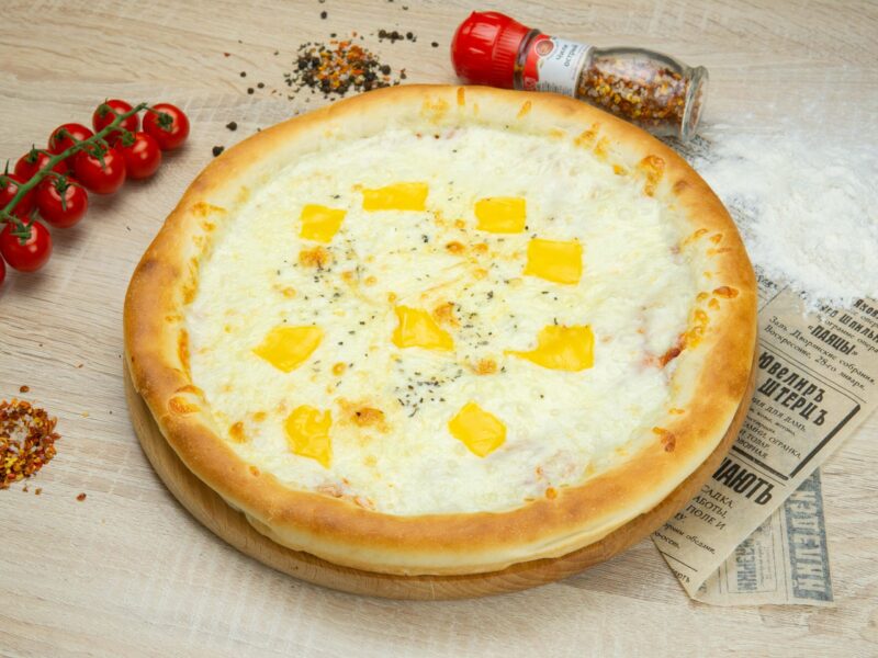 пицца сырная